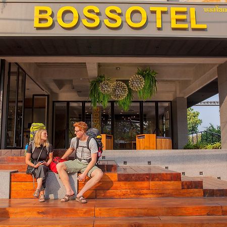 Bossotel Chiang Mai Exteriör bild